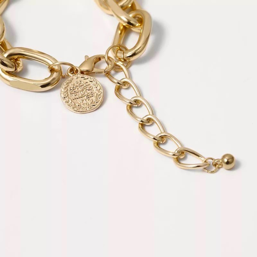 🍋2/$30 New Gold Bracelet Set - Picture 4 of 4